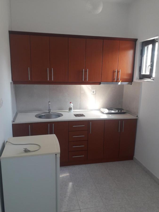 Petrit Guesthouse Ksamil Buitenkant foto