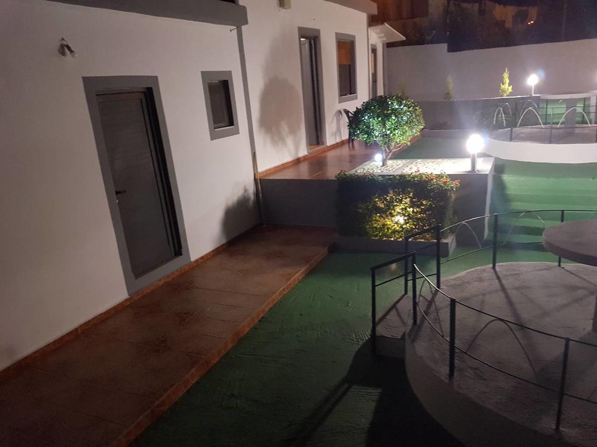 Petrit Guesthouse Ksamil Buitenkant foto