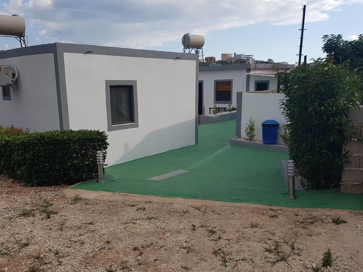 Petrit Guesthouse Ksamil Buitenkant foto