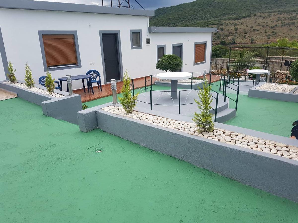 Petrit Guesthouse Ksamil Buitenkant foto